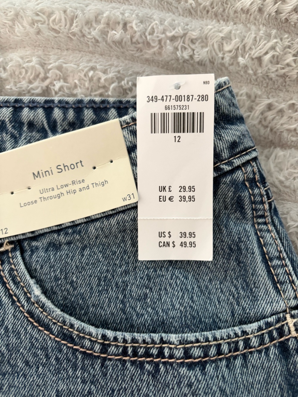 Hollister Women's Ultra Low-Rise Medium Wash Denim Mini Shorts - 12 - Picture 2 of 7